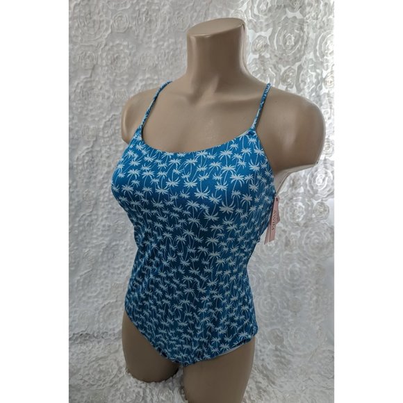 Victoria's Secret Scoop Strappy Back One-Piece Swimsuit NEW $50 fully lined - Picture 2 of 7